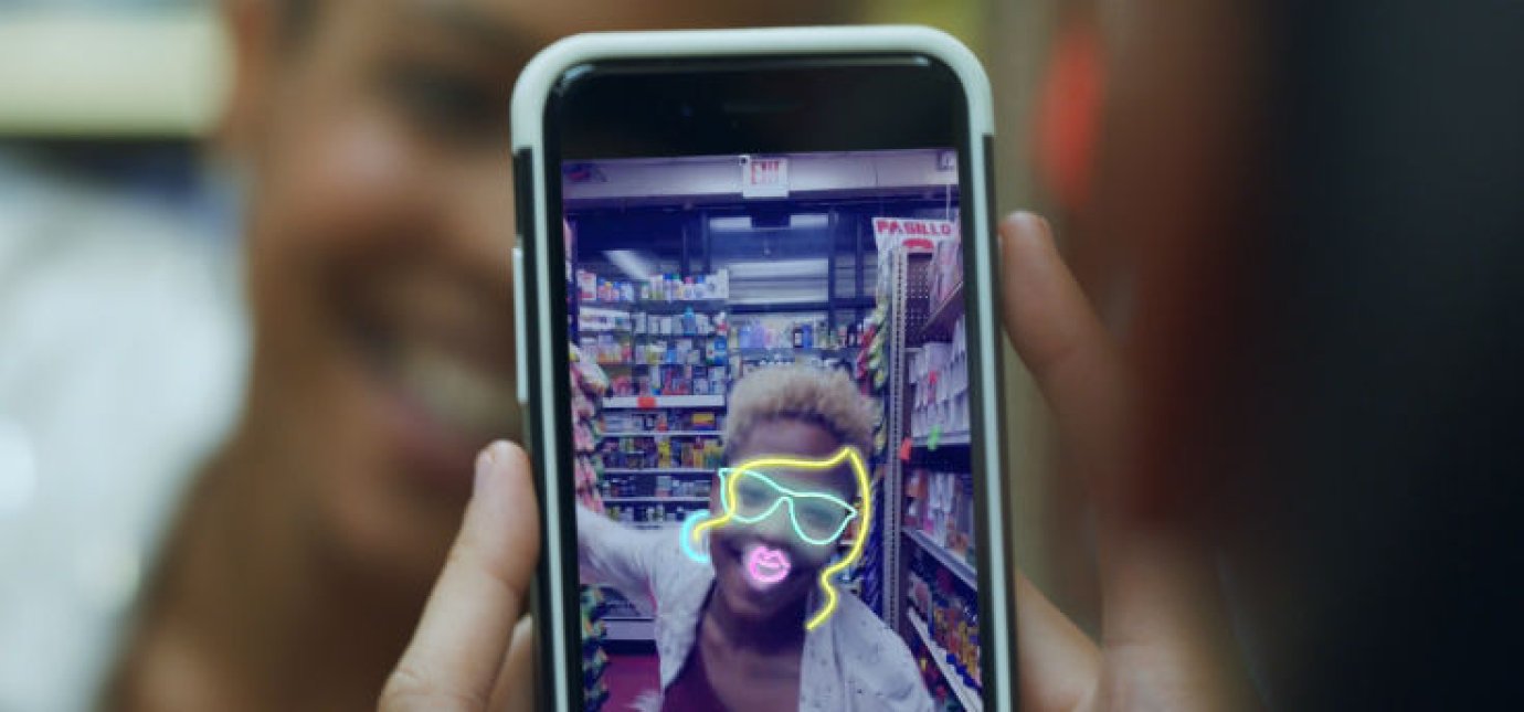 Update Facebook-app introduceert nieuwe camera met Snapchat-effecten