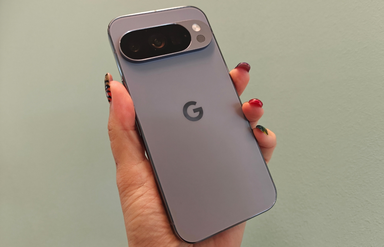 pixel 10 header grijs