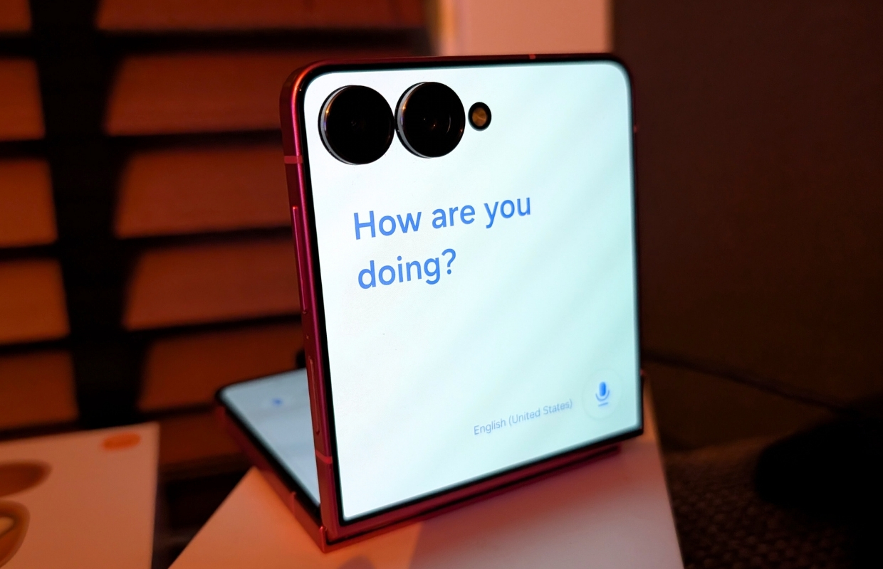 5 dingen die je met het buitenste scherm van een Samsung fliptelefoon kan