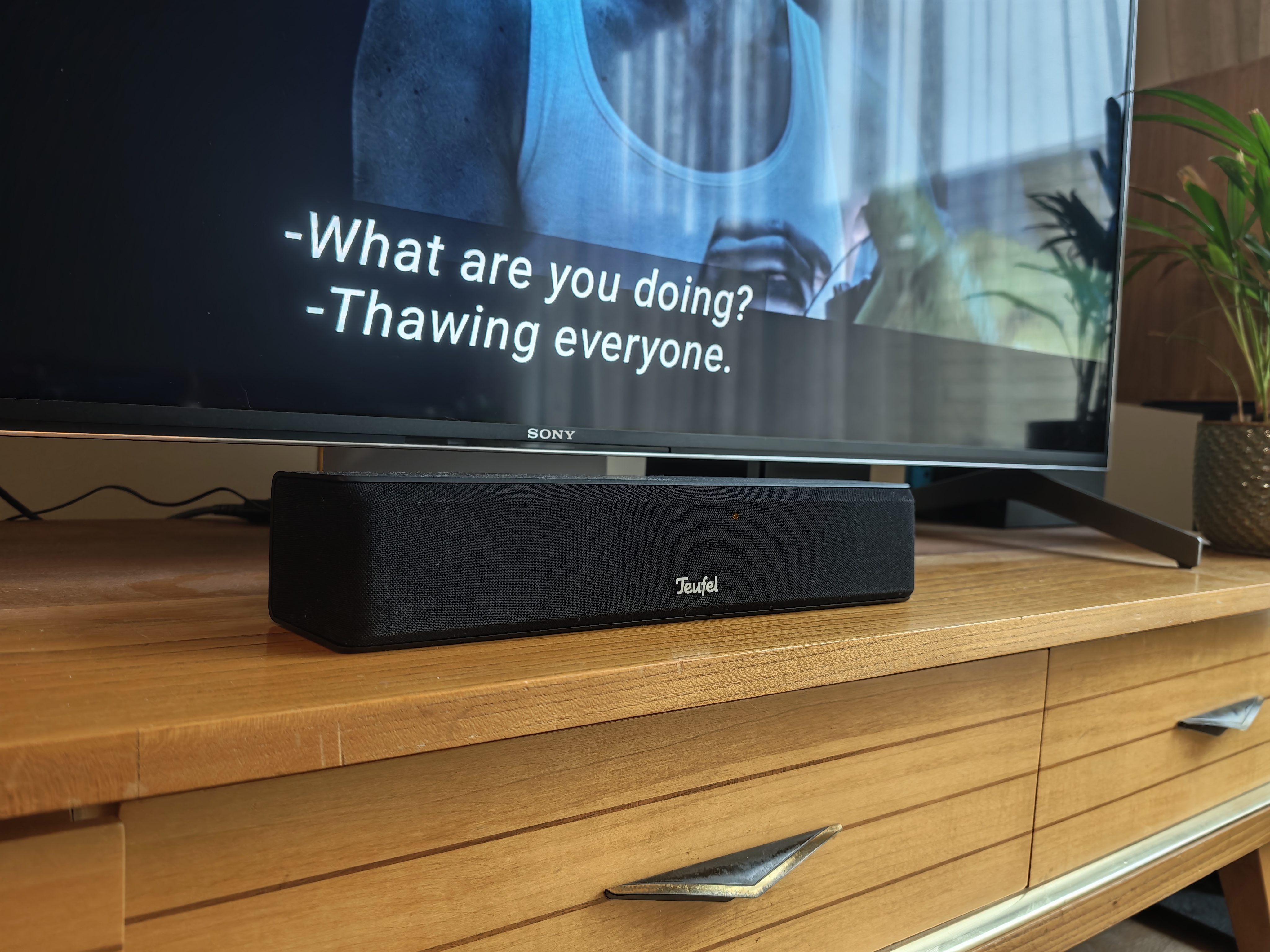 Teufel Cinebar One klein