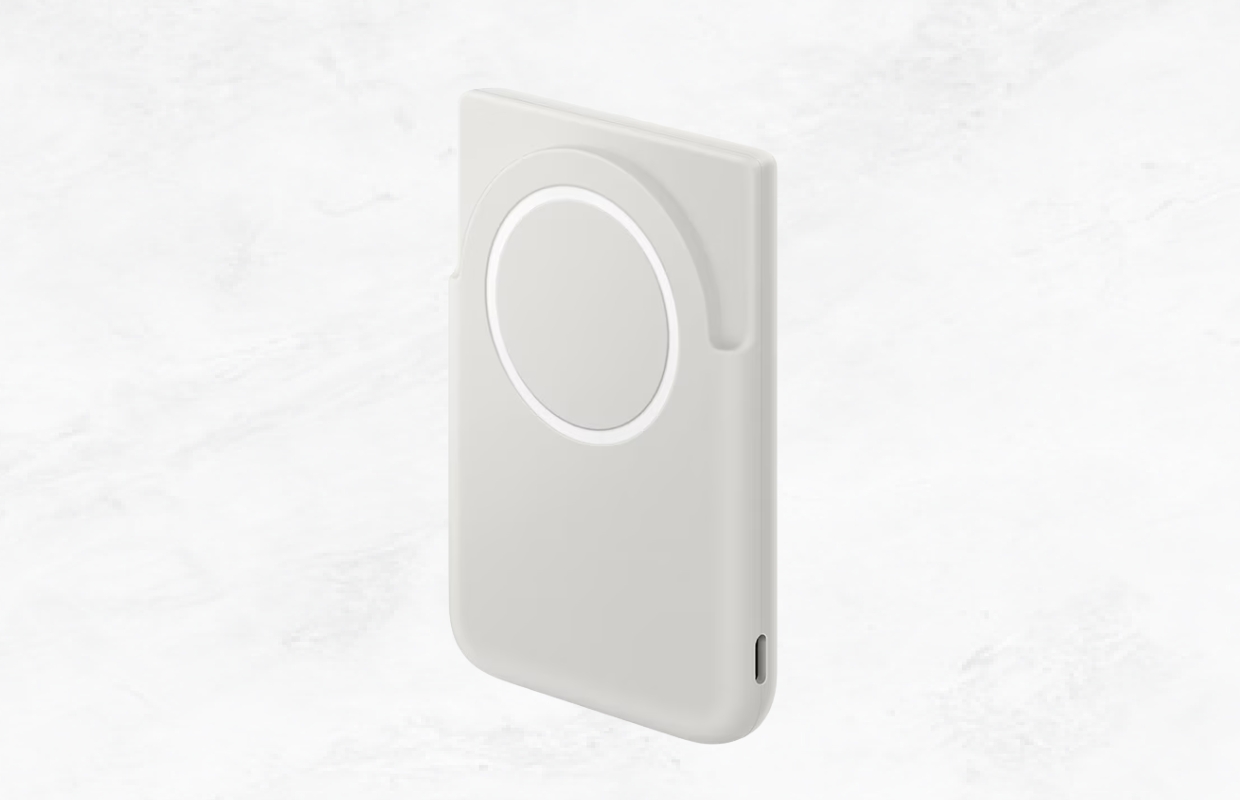 Samsung heeft een Qi2-powerbank die je camera’s niet in de weg zit