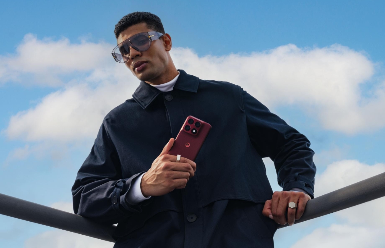 Motorola Edge 70 Pro is een zakelijk uitziend toestel met een vleugje luxe