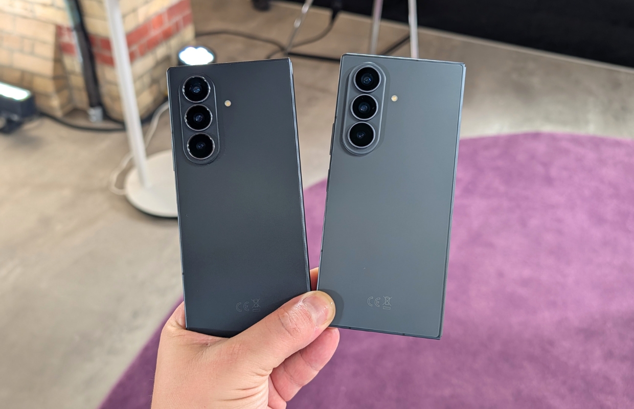 Samsung Galaxy Z Fold 7 versus Z Fold 8 Ultra