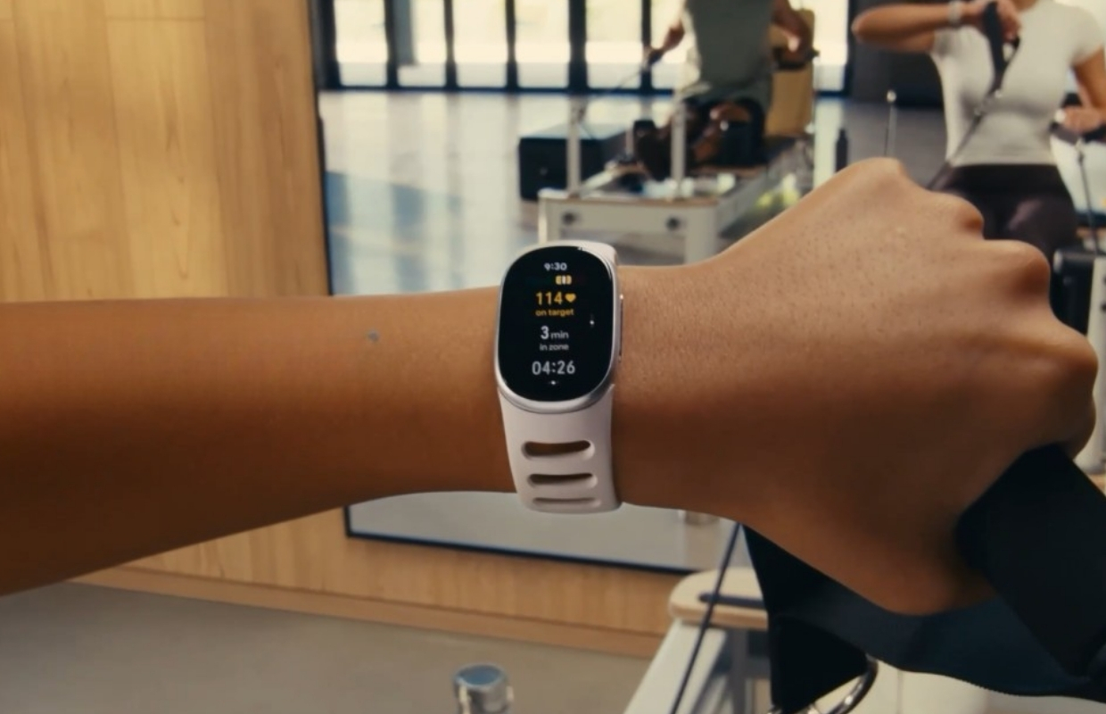 De nieuwe Fitbit Edge is onthuld: Fitbit Air met een OLED-scherm
